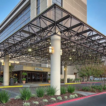מלון Hilton Sacramento Arden West מראה חיצוני תמונה