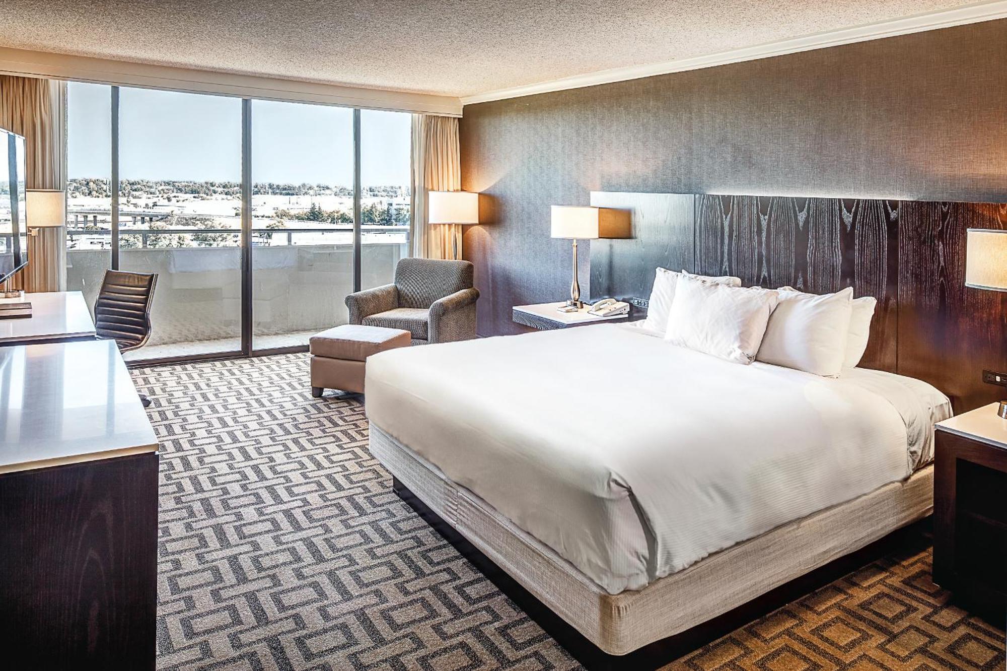 מלון Hilton Sacramento Arden West מראה חיצוני תמונה