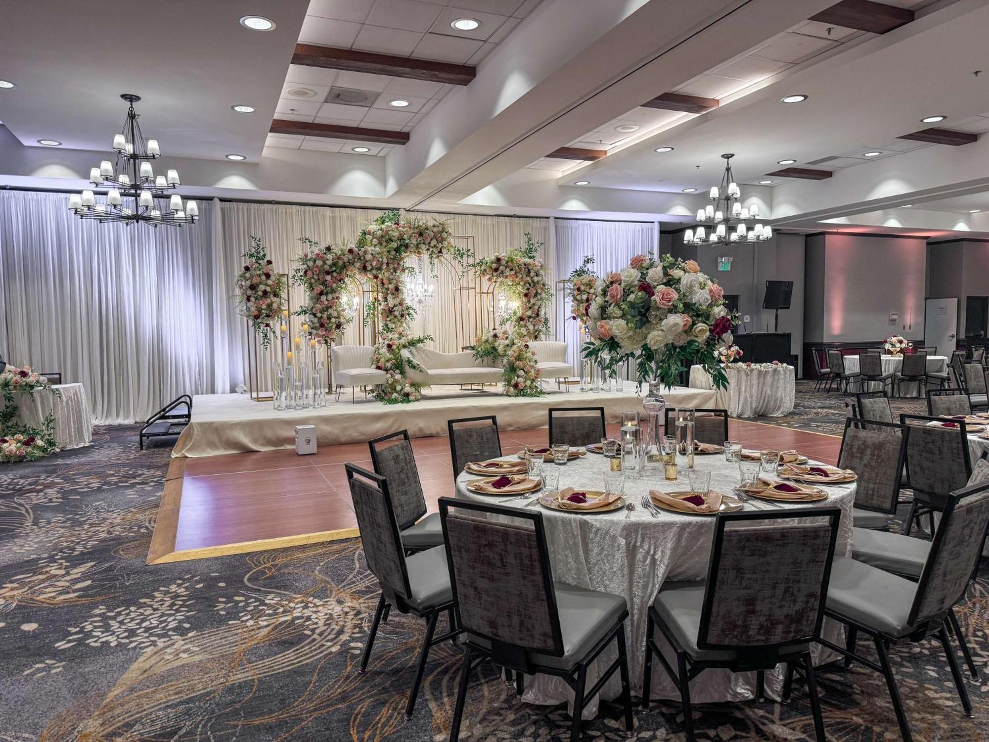 מלון Hilton Sacramento Arden West מראה חיצוני תמונה